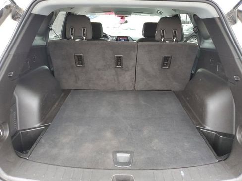 Used 2021 Chevrolet Blazer LT image 31