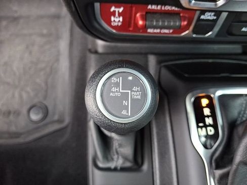 Used 2025 Jeep Wrangler Unlimited Sport S 4xe AWD/4WD image 24