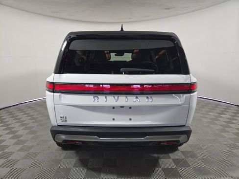 Used 2024 Rivian R1S Adventure AWD/4WD image 4
