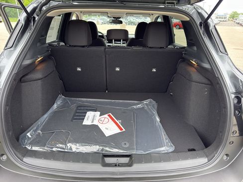 New 2026 Nissan Kicks SV AWD/4WD image 34