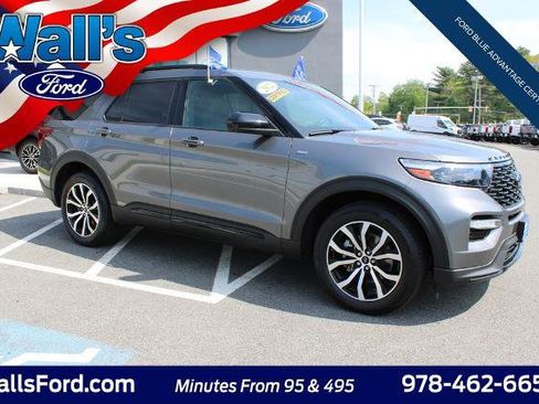 Certified 2022 Ford Explorer ST-Line AWD/4WD image 4