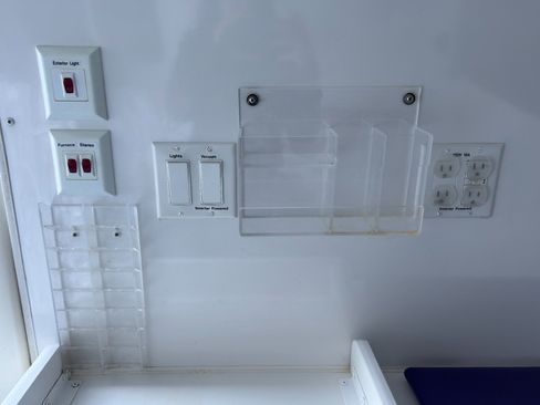 Used 2023 Mercedes-Benz Sprinter 3500 w/ Acoustic Package image 41