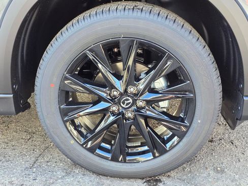 New 2025 MAZDA CX-5 Carbon Edition image 9