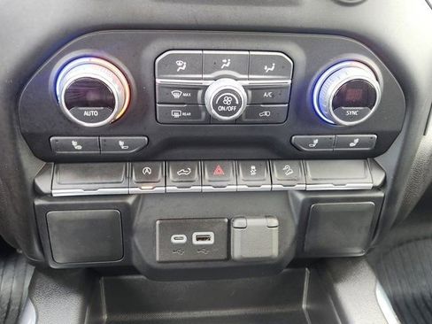 Used 2022 Chevrolet Silverado 1500 LT Trail Boss w/ Bed Protection Package image 22