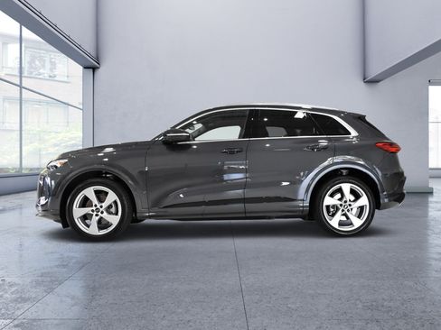 Used 2025 Audi Q5 Prestige AWD/4WD image 3