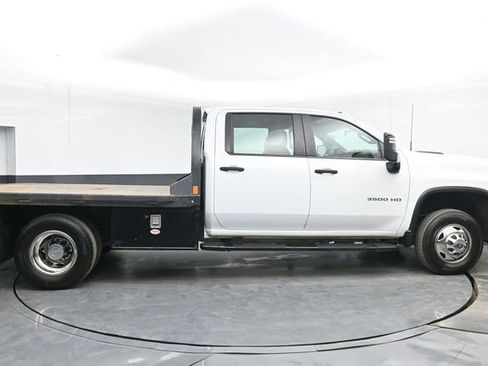 Used 2021 Chevrolet Silverado 3500 W/T w/ WT Fleet Convenience Package AWD/4WD image 15