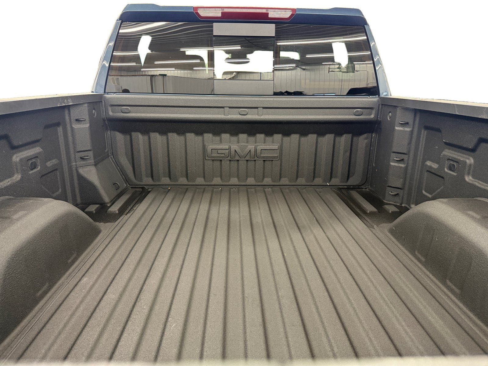 Used 2024 GMC Sierra 1500 Elevation w/ Preferred Package AWD/4WD image 27