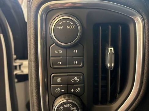 Used 2021 Chevrolet Silverado 1500 LT Trail Boss w/ Convenience Package II AWD/4WD image 30