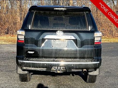 Used 2024 Toyota 4Runner Limited image 6