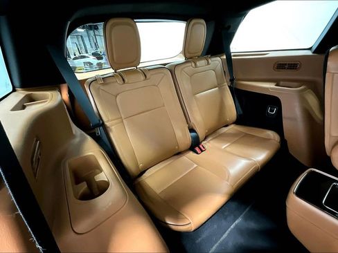 Used 2020 Lincoln Aviator Black Label Grand Touring w/ Class IV Trailer Tow Package image 37