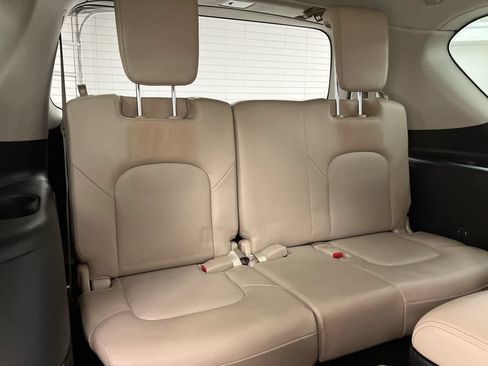 Used 2022 Nissan Armada SL w/ Captain's Chairs Package RWD image 22