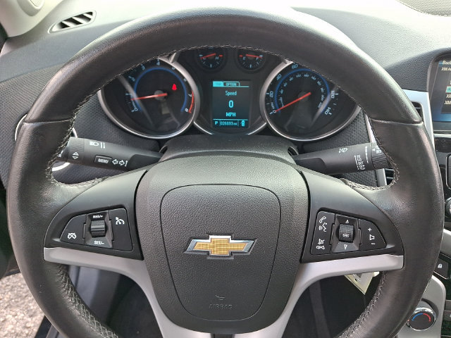 Used 2014 Chevrolet Cruze LT w/ All-Star Edition FWD image 4