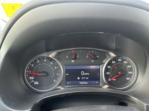 Used 2024 GMC Terrain SLT FWD image 12