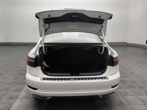Used 2020 Volkswagen Jetta R-Line w/ R-Line Cold Weather Package FWD image 29