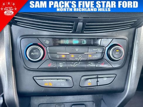 Used 2019 Ford Escape SE FWD image 27