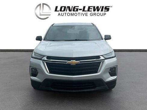 Used 2022 Chevrolet Traverse LS FWD image 11