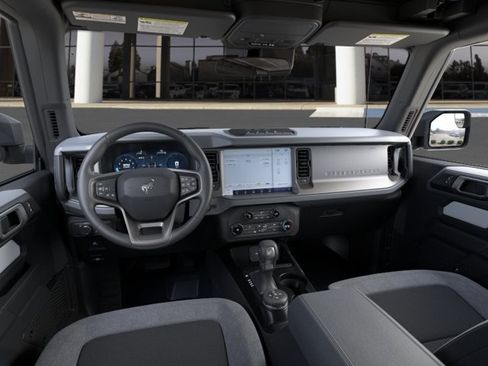 New 2026 Ford Bronco 2-Door w/ Sasquatch Package AWD/4WD image 9