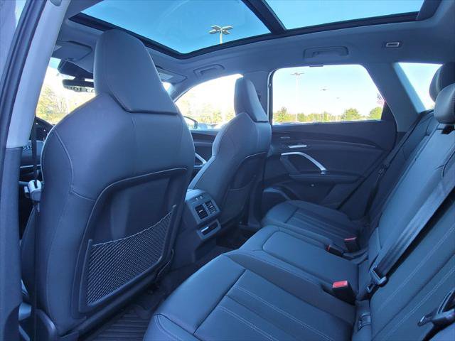 Used 2025 Audi Q5 Premium Plus AWD/4WD image 16