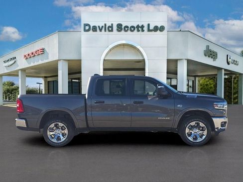 New 2026 RAM 1500 Big Horn AWD/4WD image 4