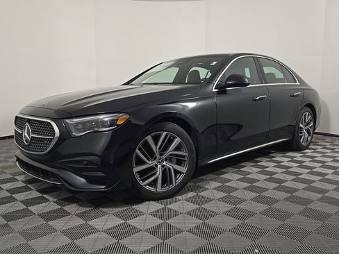 New 2026 Mercedes-Benz E 350 4MATIC Sedan image 1