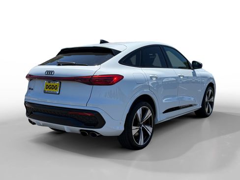 New 2026 Audi SQ5 Premium Plus AWD/4WD image 5