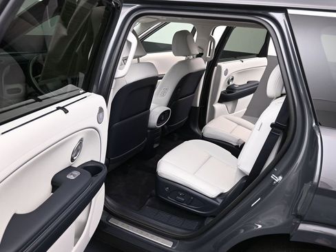 Used 2026 Hyundai Palisade Calligraphy AWD/4WD image 11