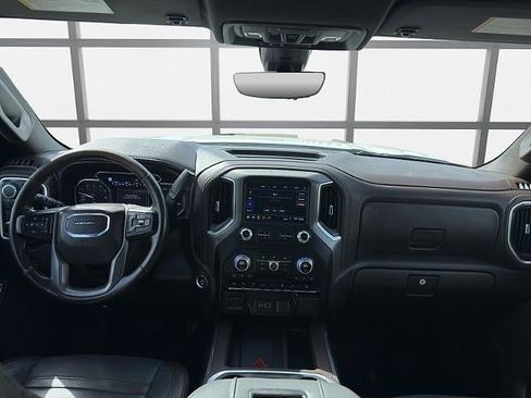 Used 2019 GMC Sierra 1500 Denali w/ Technology Package AWD/4WD image 19