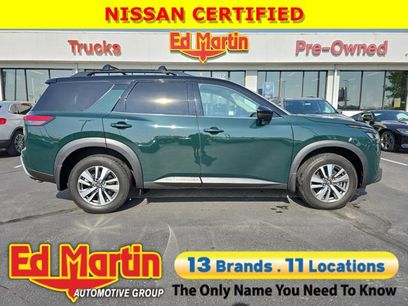Certified 2023 Nissan Pathfinder SL w/ Black Appearance Package