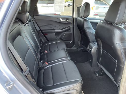 Used 2022 Ford Escape SEL w/ Technology Package image 38