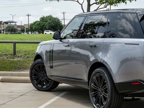 New 2026 Land Rover Range Rover SE AWD/4WD image 15