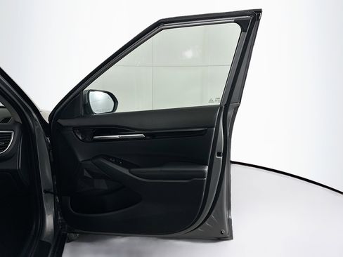 Used 2025 Kia Seltos S FWD image 31