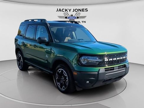 New 2025 Ford Bronco Sport Outer Banks w/ Outer Banks Tech Package+ AWD/4WD image 2