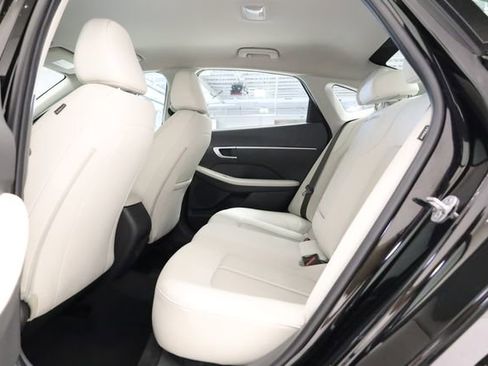 Used 2025 Hyundai Sonata SEL FWD image 27