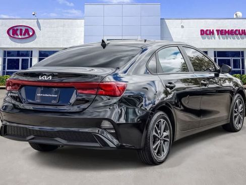 Certified 2023 Kia Forte LXS FWD image 4