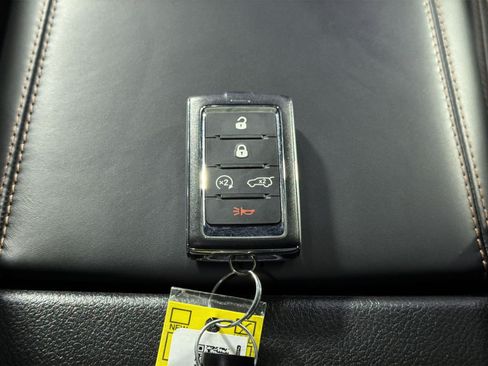 Used 2024 Jeep Grand Cherokee Summit w/ Adv Protech Group IV AWD/4WD image 36