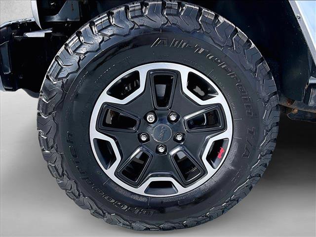 Used 2016 Jeep Wrangler Rubicon AWD/4WD image 10