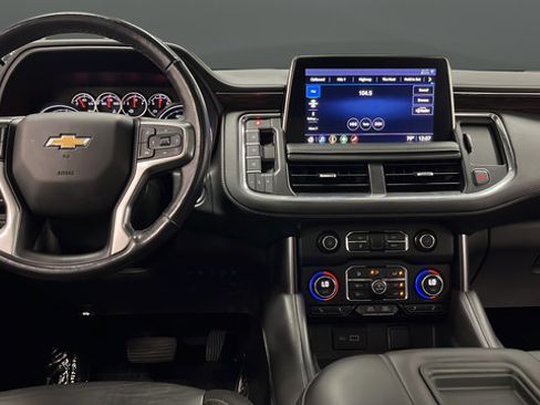 Used 2021 Chevrolet Tahoe LT w/ LT Signature Package AWD/4WD image 11