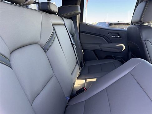 New 2026 Chevrolet Colorado ZR2 w/ ZR2 Bison Edition image 8