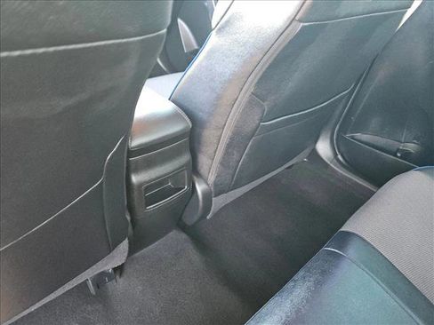 Used 2019 Toyota Corolla SE image 17