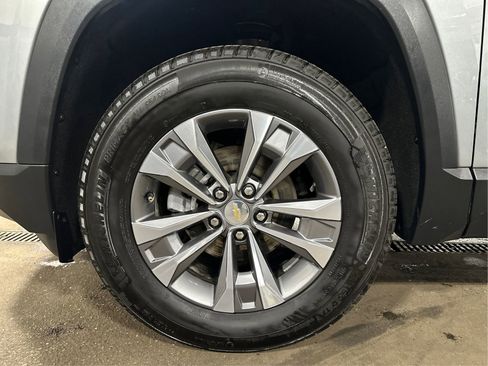 Certified 2025 Chevrolet Equinox LT image 24