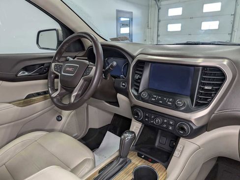 Used 2019 GMC Acadia Denali w/ Technology Package image 45