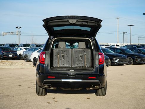 Used 2021 GMC Acadia Denali w/ GMC Pro Grade Package image 10