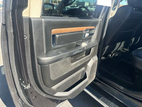 Used 2017 RAM 1500 Laramie w/ Convenience Group image 38