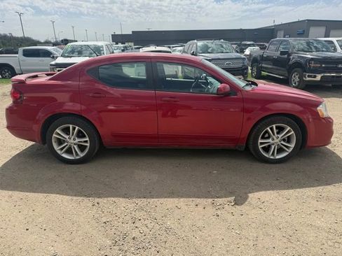 Used 2012 Dodge Avenger SXT Plus FWD image 8