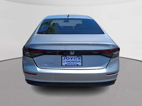 Certified 2023 Honda Accord EX image 9
