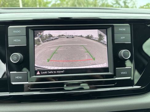 Certified 2023 Volkswagen Taos S FWD image 34