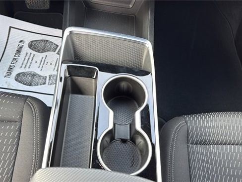 Used 2025 Chevrolet Equinox LT image 26