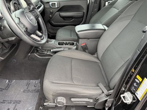 Used 2021 Jeep Wrangler Unlimited Sport image 10