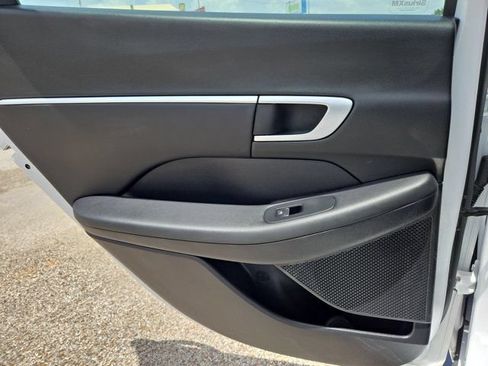 Used 2025 Hyundai Sonata SEL FWD image 26