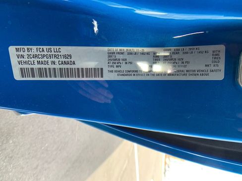 New 2026 Chrysler Pacifica Pinnacle image 31